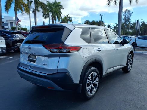 Certified 2023 Nissan Rogue SV image 7