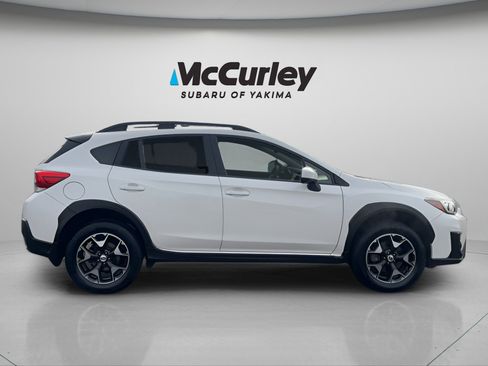 Used 2018 Subaru Crosstrek 2.0i Premium w/ Eyesight System image 6