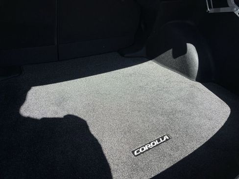 Used 2024 Toyota Corolla SE image 25