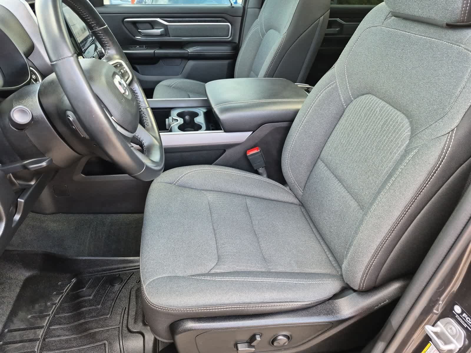 Used 2022 RAM 1500 Big Horn AWD/4WD image 16