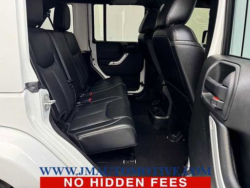 Used 2017 Jeep Wrangler Unlimited Rubicon image 17