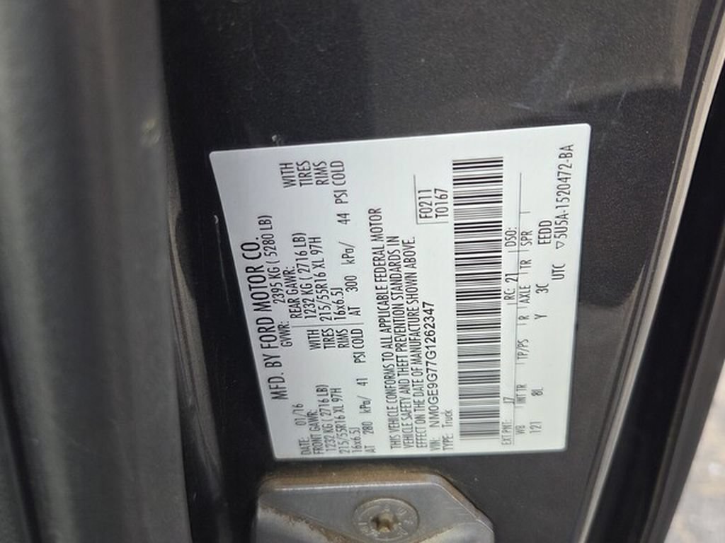 Used 2016 Ford Transit Connect Titanium FWD image 7