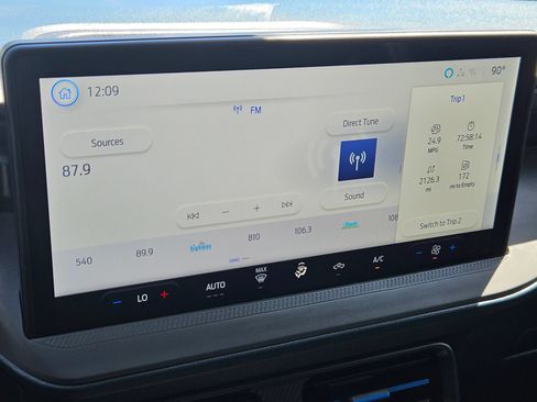 Used 2025 Ford Maverick Lobo AWD/4WD image 18