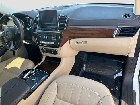 Used 2018 Mercedes-Benz GLS 450 4MATIC w/ Premium Package image 14