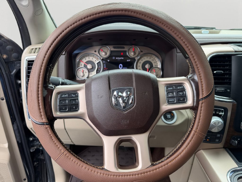 Used 2016 RAM 1500 Laramie Longhorn w/ Convenience Group AWD/4WD image 17