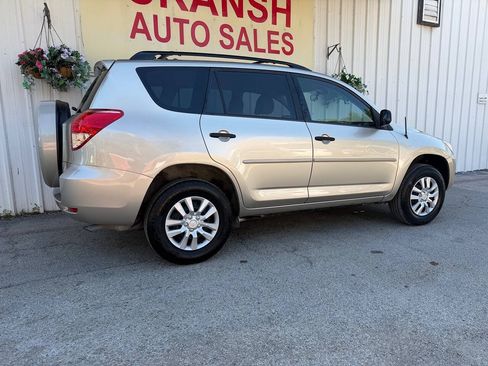 Used 2008 Toyota RAV4 2WD image 3