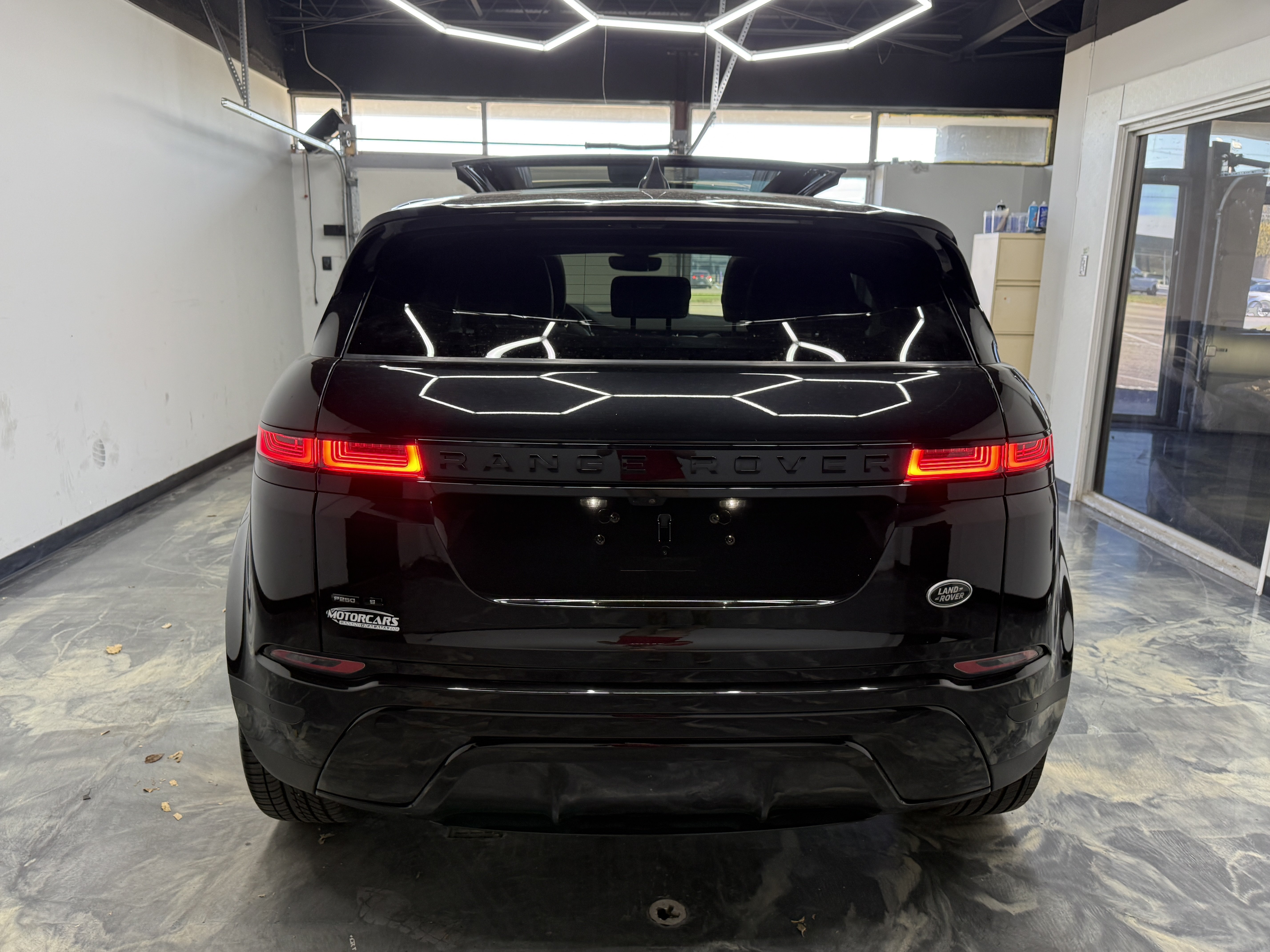 Used 2020 Land Rover Range Rover Evoque S AWD/4WD image 4