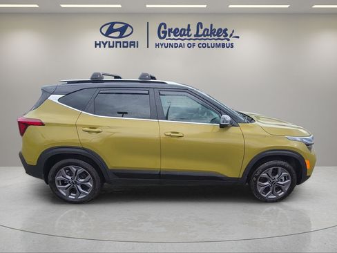 Used 2024 Kia Seltos S AWD/4WD image 6
