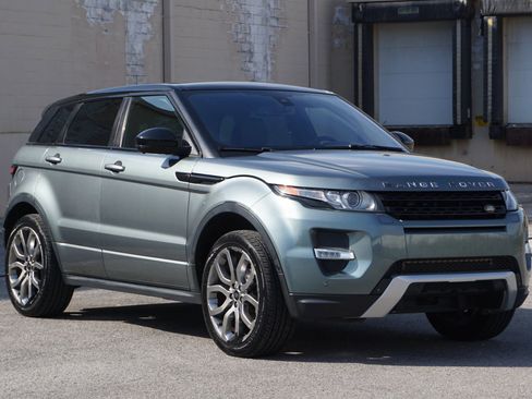 Used 2015 Land Rover Range Rover Evoque Dynamic image 3