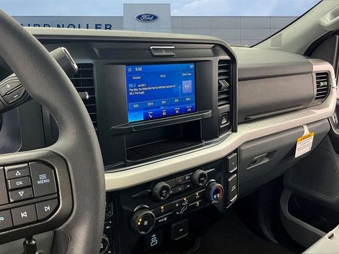 New 2026 Ford F350 XLT w/ FX4 Off-Road Package image 5