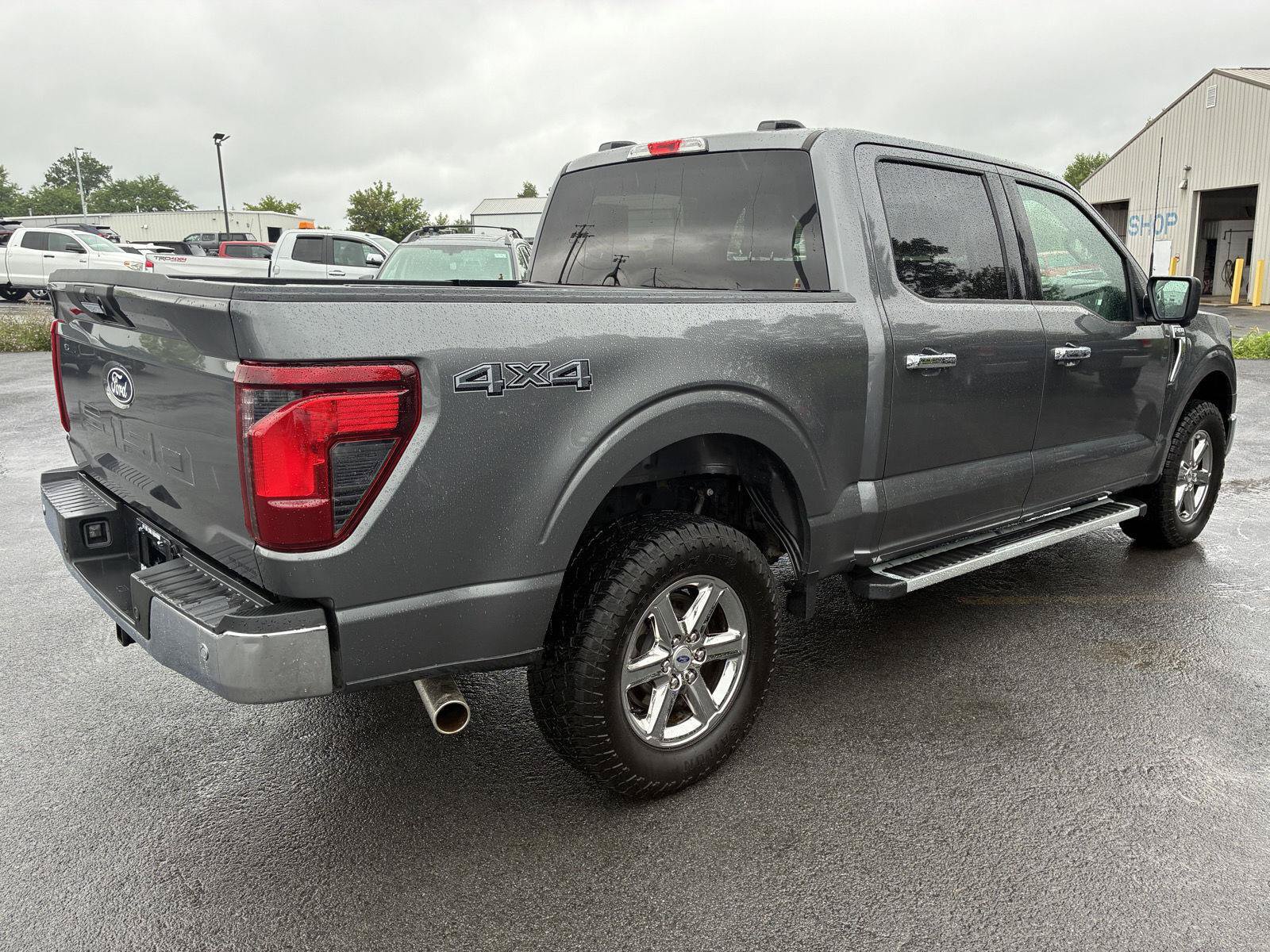 Used 2024 Ford F150 XLT AWD/4WD image 7