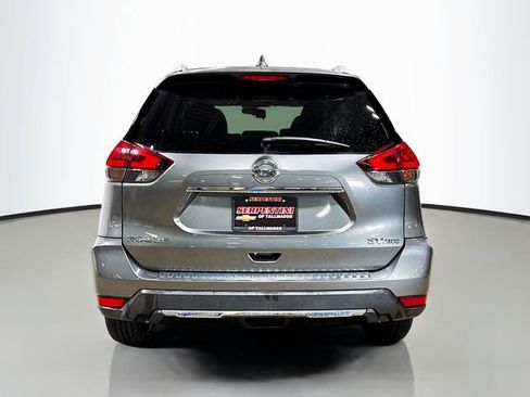 Used 2017 Nissan Rogue SV image 6