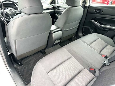 Used 2023 Nissan Altima 2.5 SV FWD image 24