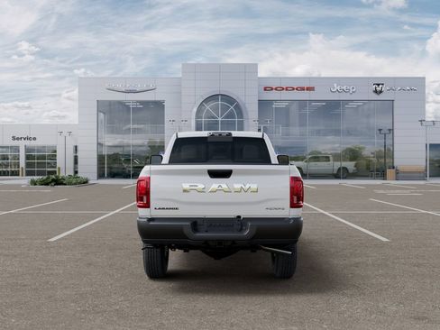 New 2026 RAM 2500 Laramie AWD/4WD image 8