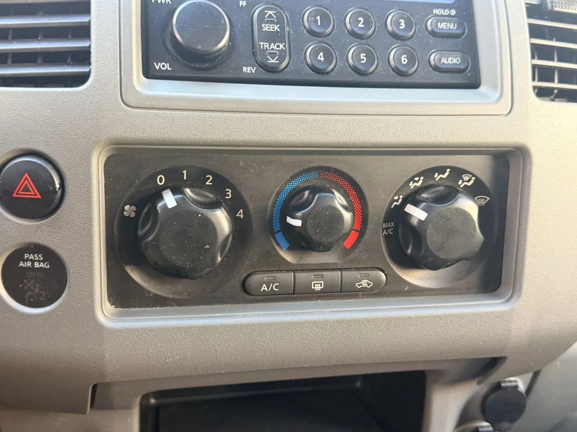 Used 2006 Nissan Frontier SE w/ (P01) Power Pkg RWD image 22