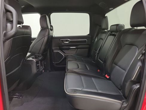 Used 2024 RAM 1500 Laramie image 13