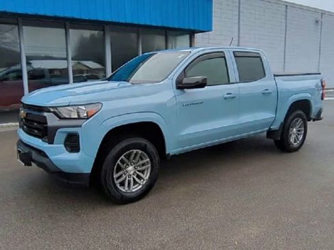 Certified 2025 Chevrolet Colorado LT w/ Advanced Trailering Package image 4