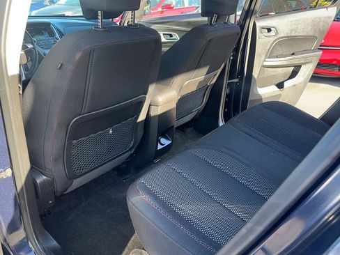 Used 2017 Chevrolet Equinox LT w/ Convenience Package image 29