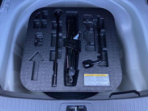 Certified 2024 Toyota Corolla LE image 25