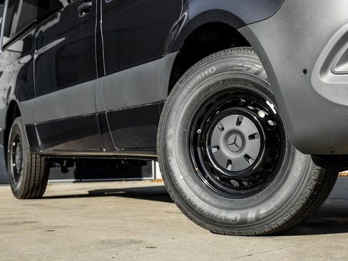 New 2025 Mercedes-Benz Sprinter 2500 image 7