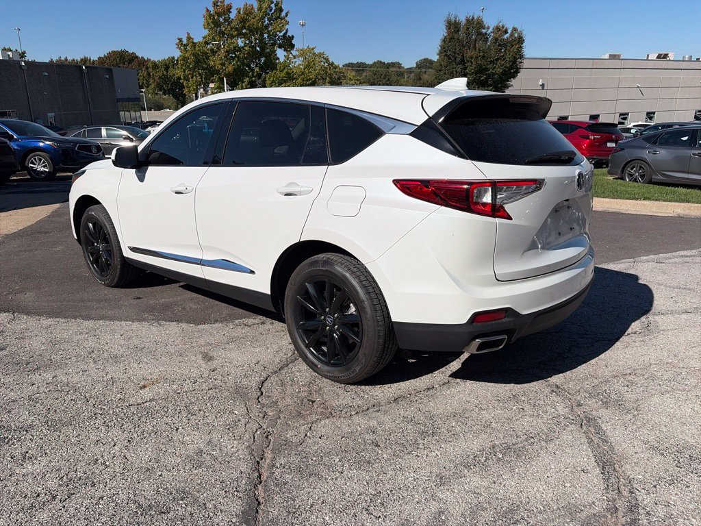 Used 2024 Acura RDX SH-AWD image 7