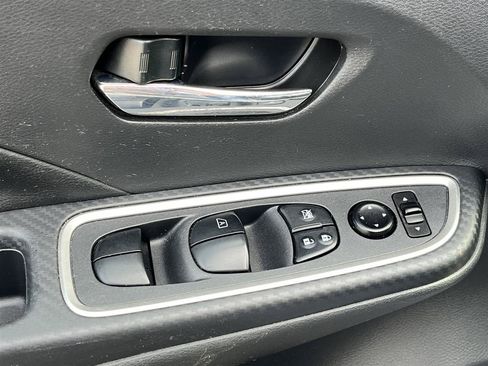 Used 2024 Nissan Versa SR w/ Trunk Package FWD image 14