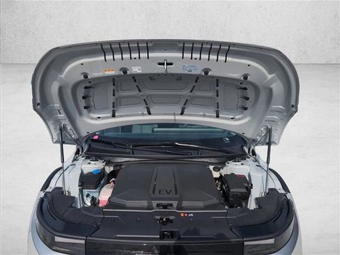 New 2026 Hyundai Ioniq 5 SEL image 19