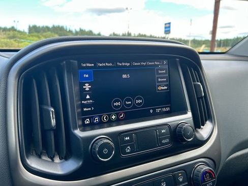 Used 2019 Chevrolet Colorado Z71 AWD/4WD image 13