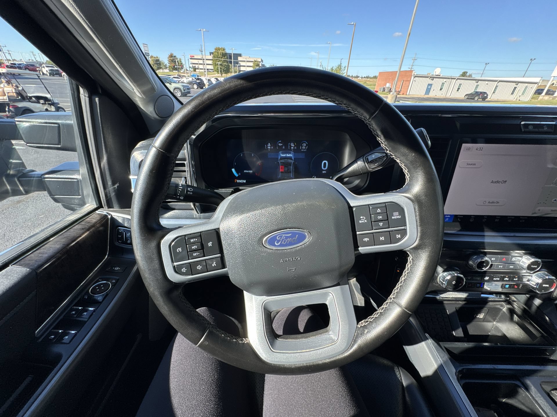 Used 2025 Ford F350 Lariat w/ Chrome Package AWD/4WD image 14