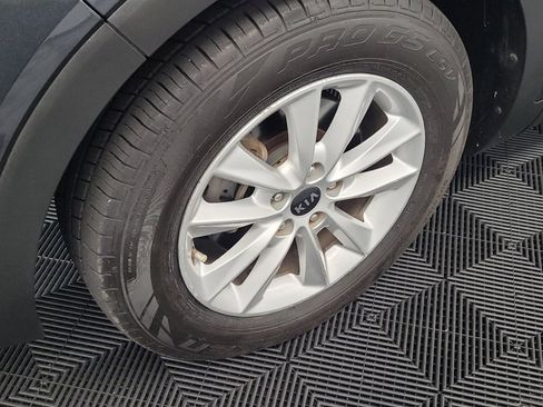 Used 2020 Kia Sorento LX w/ LX I4 Convenience Package FWD image 31