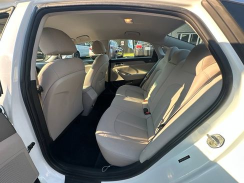 Used 2018 Hyundai Sonata SE w/ Cargo Package FWD image 35