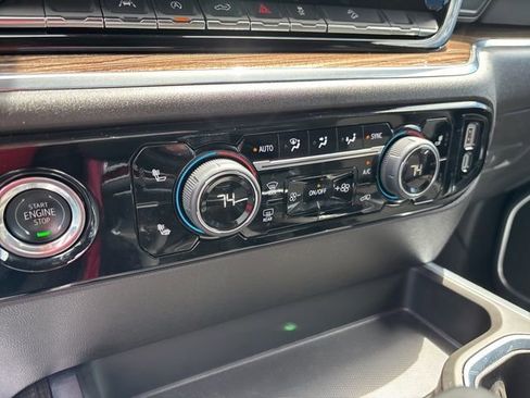 Used 2024 Chevrolet Silverado 1500 RST w/ Z71 Off-Road Package image 29