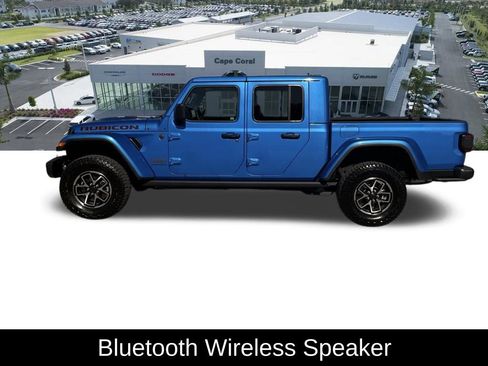 Certified 2025 Jeep Gladiator Rubicon AWD/4WD image 9