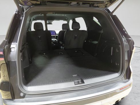 Used 2026 Chevrolet Traverse LT AWD/4WD image 16