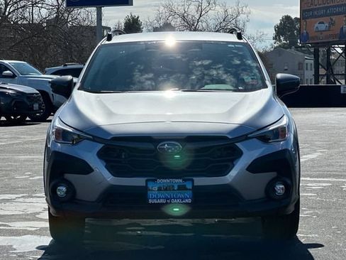 Used 2026 Subaru Crosstrek 2.5i Premium AWD/4WD image 3