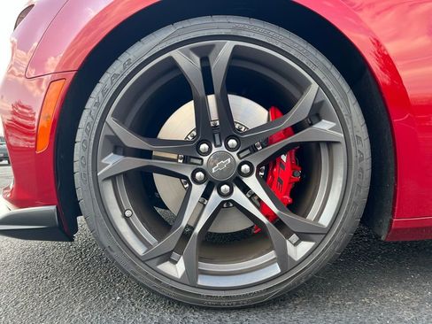Used 2023 Chevrolet Camaro SS image 29