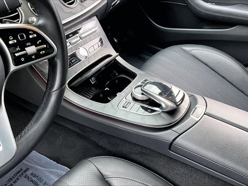 Used 2020 Mercedes-Benz E 350 Sedan image 16