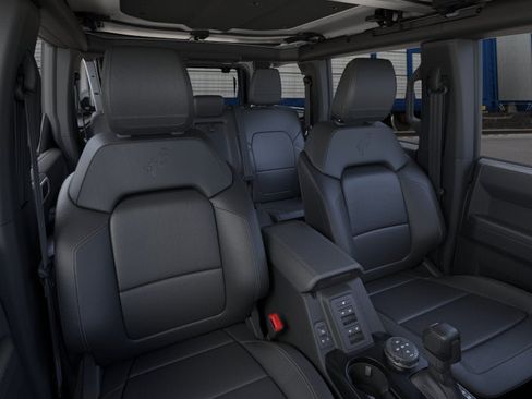 Used 2026 Ford Bronco Badlands AWD/4WD image 17