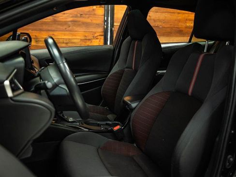 Used 2024 Toyota Corolla SE FWD image 9