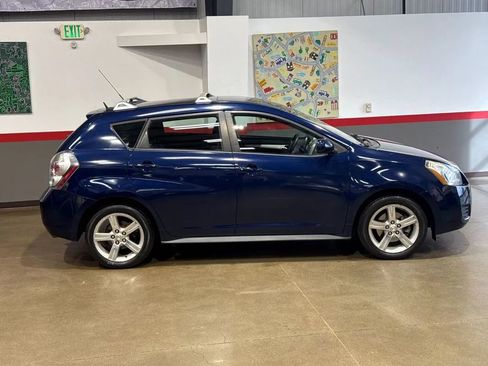 Used 2010 Pontiac Vibe AWD w/ Sun And Sound Package image 44