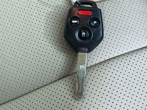 Used 2011 Subaru Outback 2.5i Limited image 36