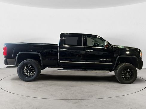 Used 2015 GMC Sierra 2500 Denali AWD/4WD image 7