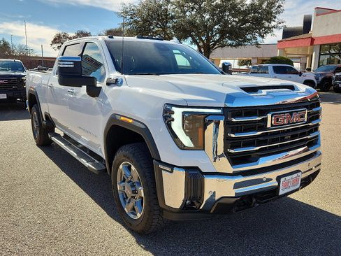 Used 2025 GMC Sierra 2500 SLT w/ Texas SLT Premium Package image 6