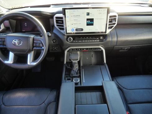 Used 2025 Toyota Tundra Platinum image 10