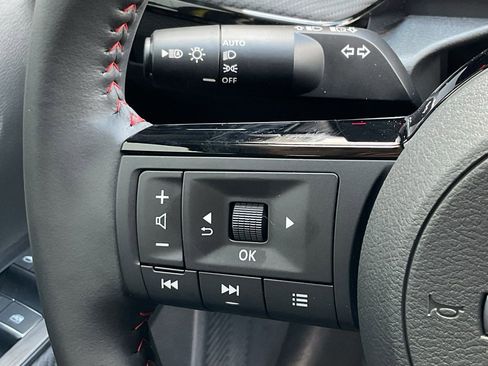 New 2026 Nissan Kicks SR FWD image 22