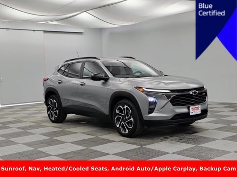 Used 2024 Chevrolet Trax RS w/ Sunroof Package FWD image 1