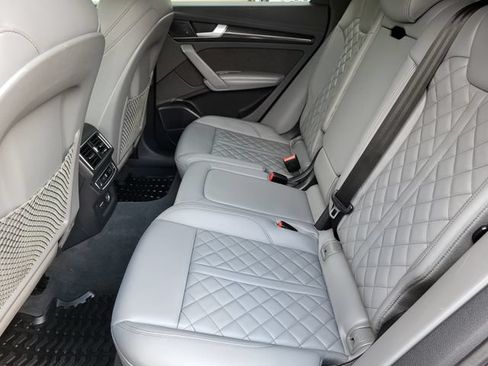 Used 2019 Audi SQ5 Premium Plus w/ Premium Plus Package AWD/4WD image 24