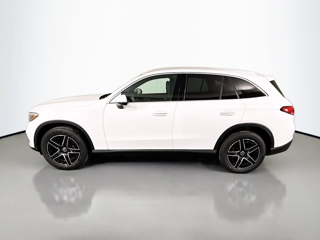 Certified 2026 Mercedes-Benz GLC 300 4MATIC image 4