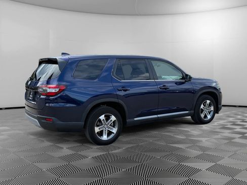 Used 2025 Honda Pilot EX-L image 5