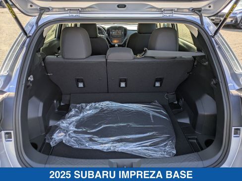 Certified 2025 Subaru Impreza 2.0i image 18